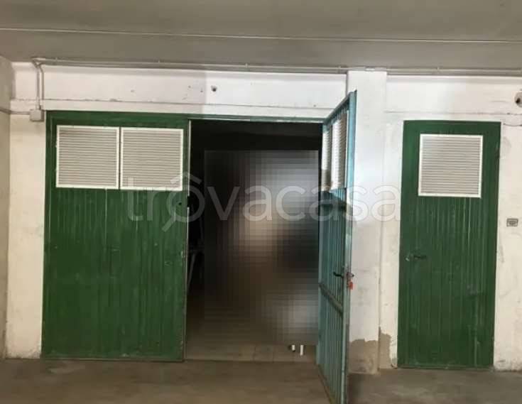 locale di sgombero in vendita a Recanati