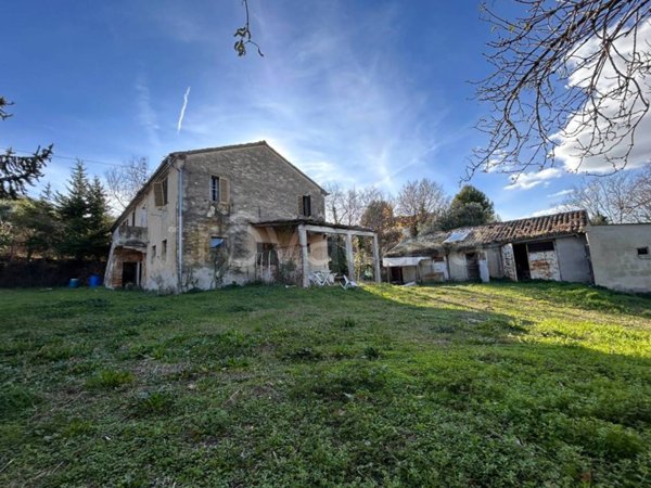 casa indipendente in vendita a Recanati