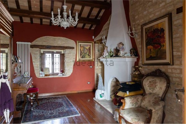 casa indipendente in vendita a Recanati