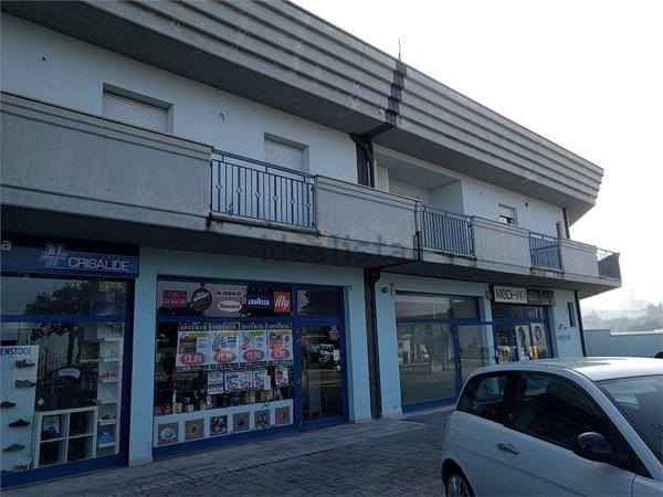 negozio in vendita a Recanati