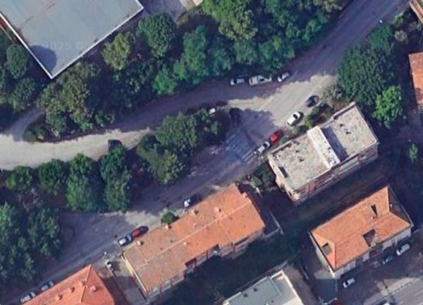 locale di sgombero in vendita a Recanati