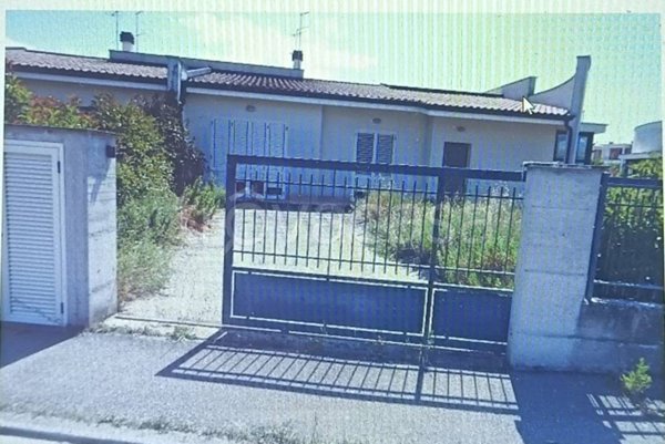 casa indipendente in vendita a Recanati