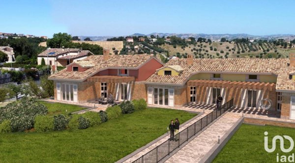 casa indipendente in vendita a Recanati