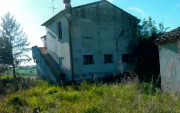 casa indipendente in vendita a Recanati