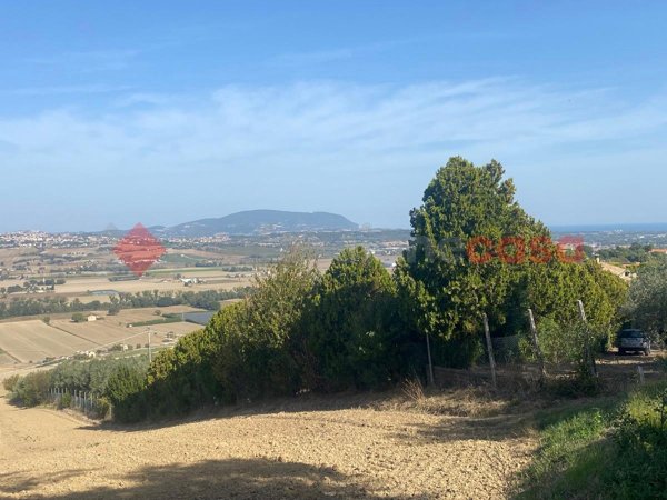 casa indipendente in vendita a Recanati