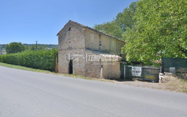 casa indipendente in vendita a Recanati