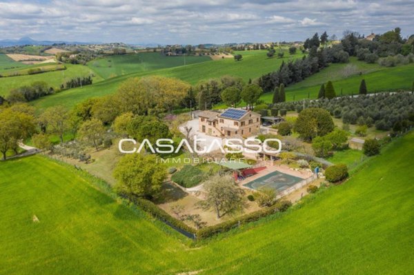 casa indipendente in vendita a Recanati