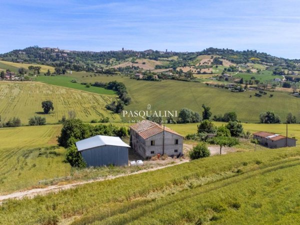 casa indipendente in vendita a Recanati in zona Costa dei Ricchi