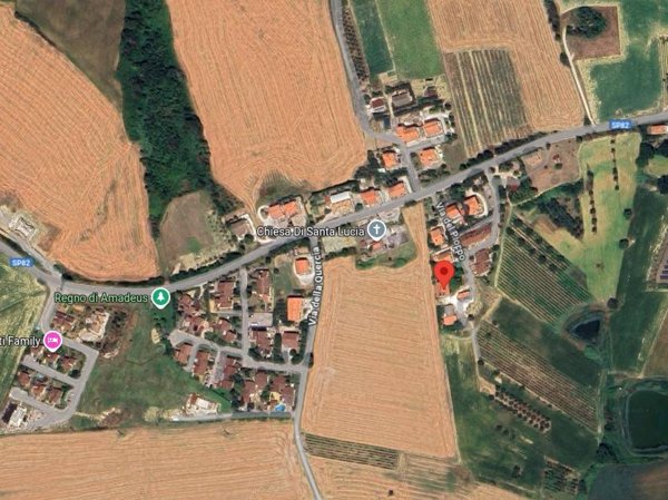 appartamento in vendita a Recanati in zona Santa Lucia