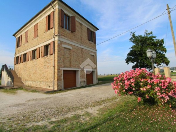 casa indipendente in vendita a Recanati