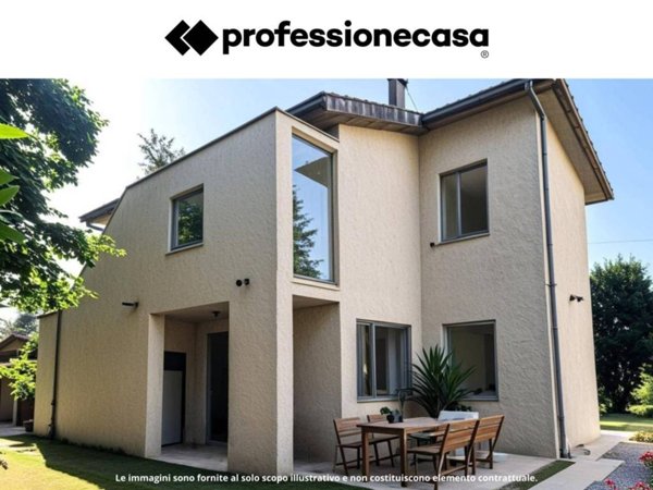 casa indipendente in vendita a Recanati