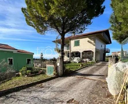 appartamento in vendita a Recanati in zona Santa Lucia