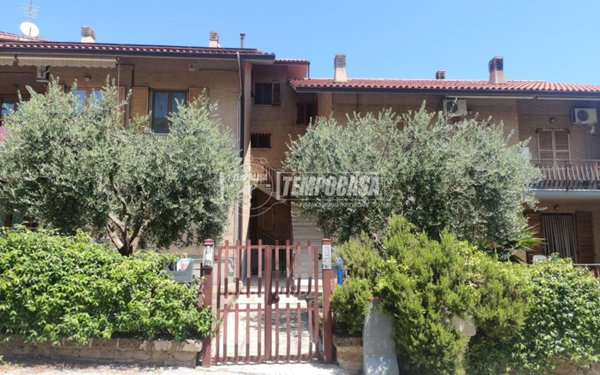 casa indipendente in vendita a Recanati