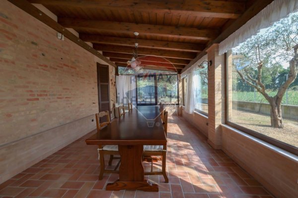 casa indipendente in vendita a Recanati in zona Chiarino