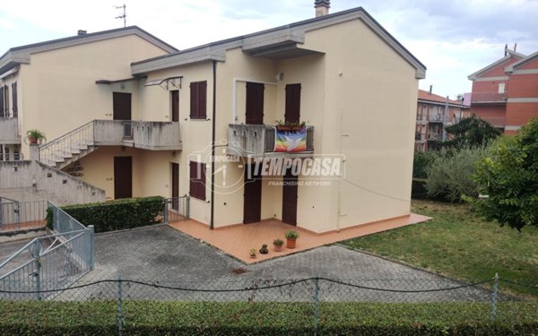 casa indipendente in vendita a Recanati