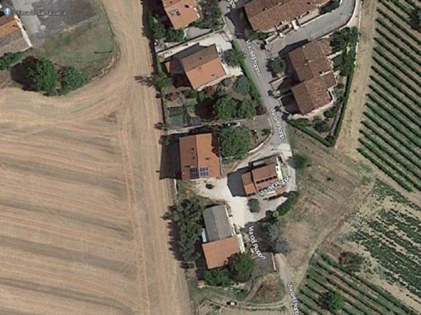 appartamento in vendita a Recanati in zona Santa Lucia