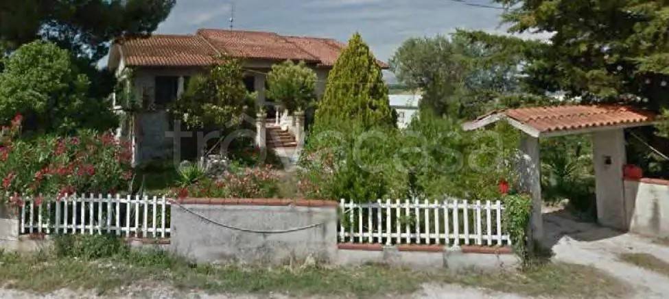 casa indipendente in vendita a Recanati