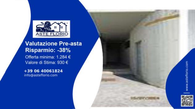 locale commerciale in vendita a Recanati
