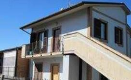 casa indipendente in vendita a Recanati