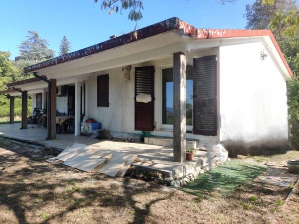 casa indipendente in vendita a Recanati