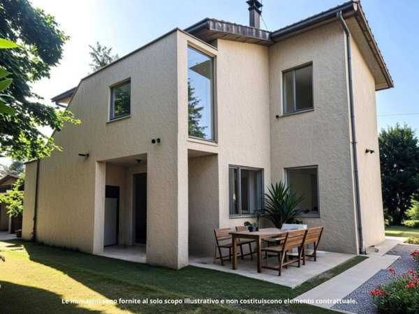 casa indipendente in vendita a Recanati