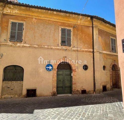 intera palazzina in vendita a Recanati