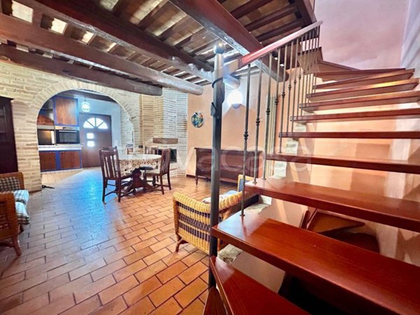 casa indipendente in vendita a Recanati