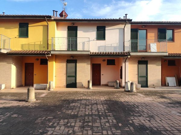 casa indipendente in vendita a Recanati in zona Costa dei Ricchi
