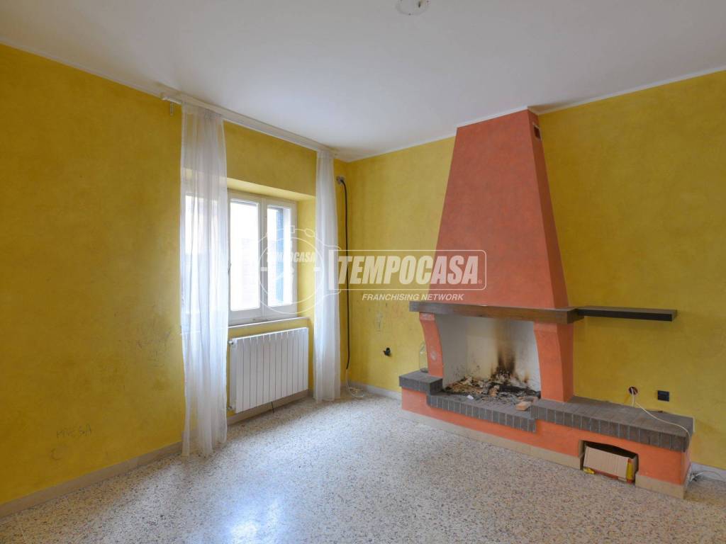casa indipendente in vendita a Recanati in zona Castelnuovo