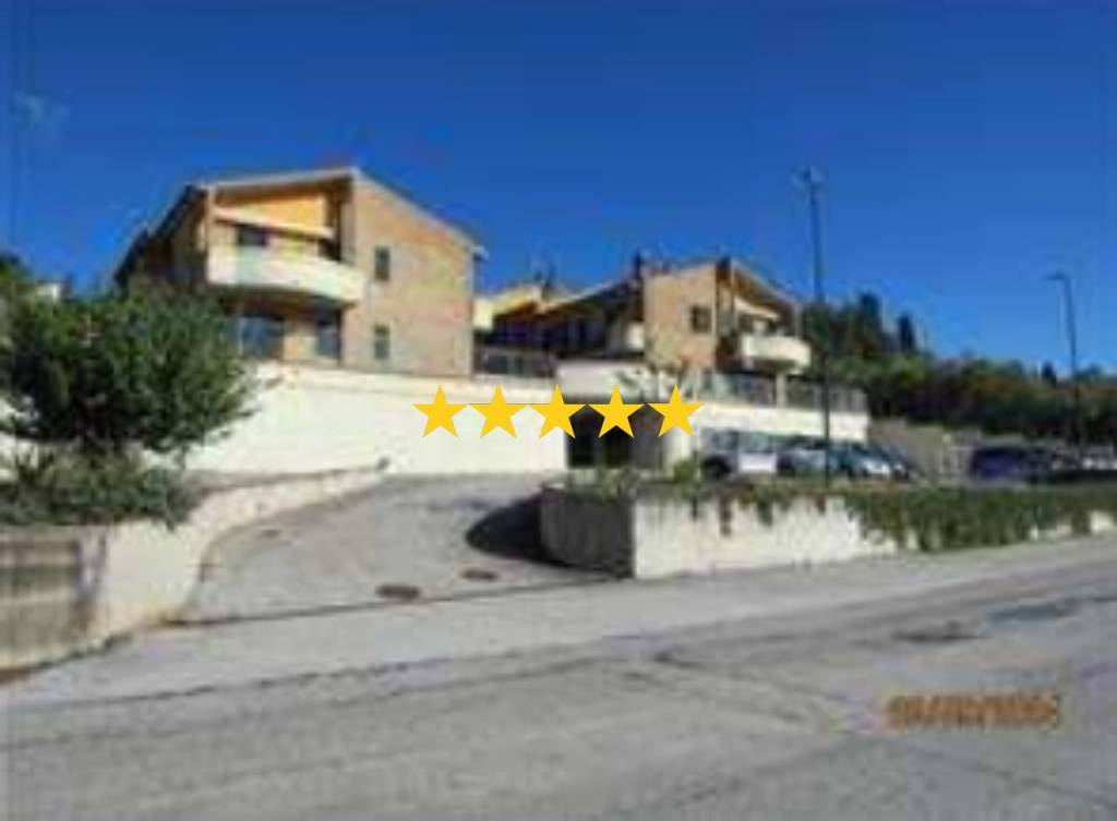 appartamento in vendita a Recanati in zona Le Grazie