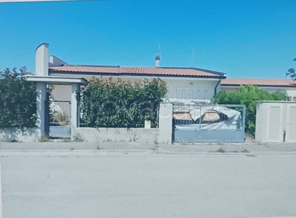 casa indipendente in vendita a Recanati