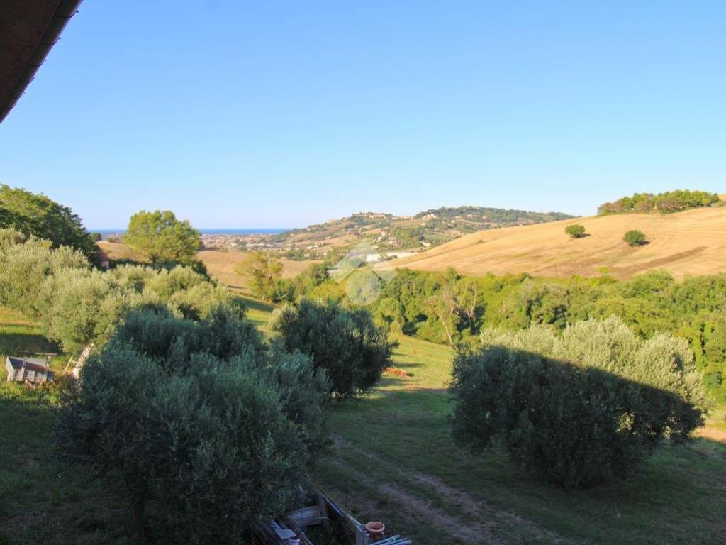 casa indipendente in vendita a Recanati