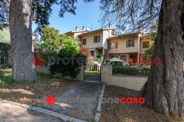 casa indipendente in vendita a Recanati