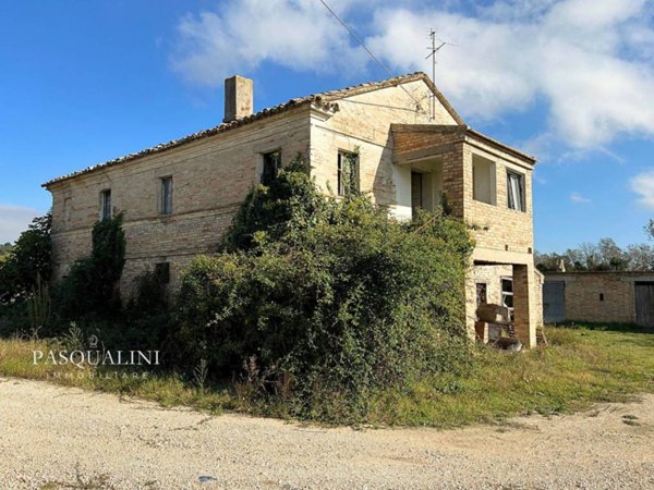 casa indipendente in vendita a Recanati