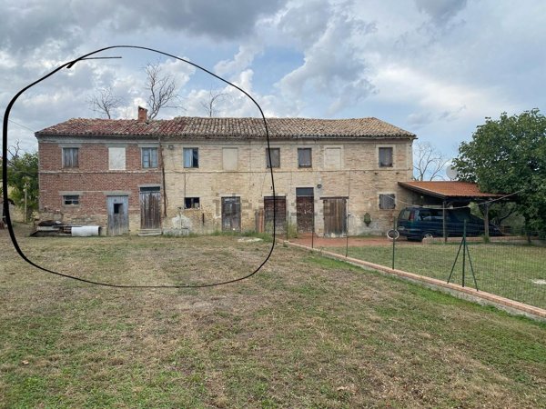 casale in vendita a Recanati