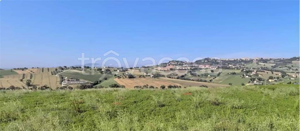 casa indipendente in vendita a Recanati