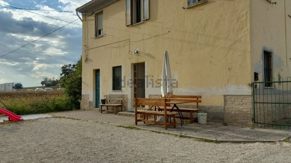 casa indipendente in vendita a Recanati