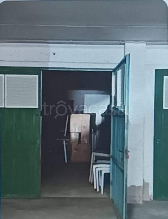 negozio in vendita a Recanati