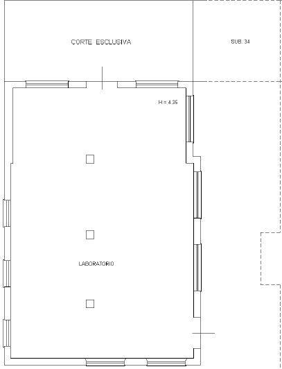 locale commerciale in vendita a Recanati