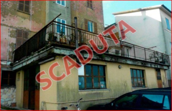 negozio in vendita a Recanati