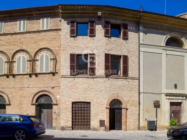 casa indipendente in vendita a Recanati