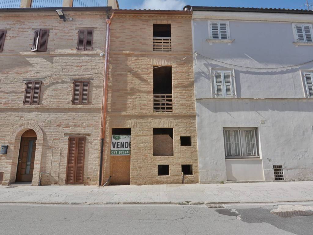 casa indipendente in vendita a Recanati