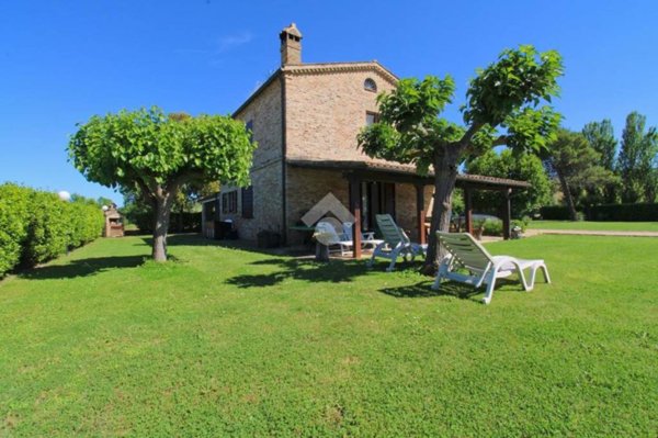 casa indipendente in vendita a Recanati