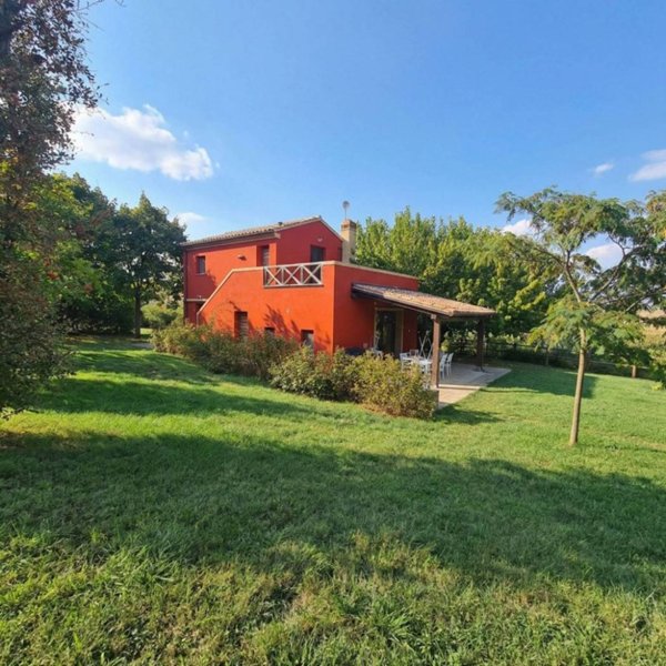 casa indipendente in vendita a Recanati