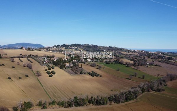 terreno edificabile in vendita a Recanati
