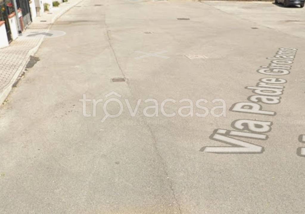 negozio in vendita a Recanati