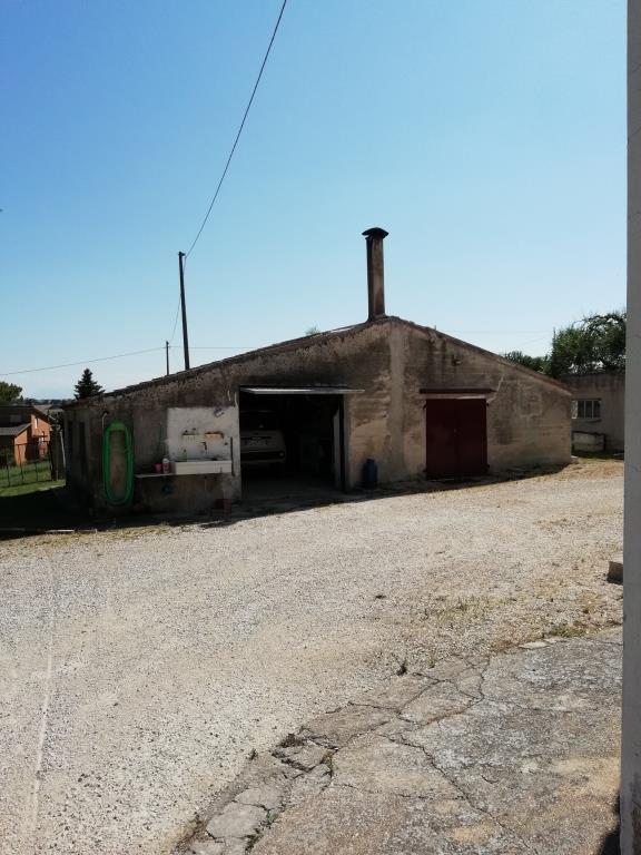 casa indipendente in vendita a Recanati