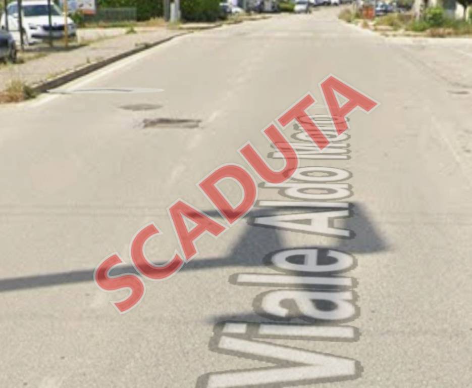 locale di sgombero in vendita a Recanati