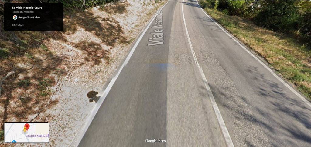 locale commerciale in vendita a Recanati