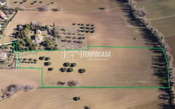 terreno edificabile in vendita a Recanati